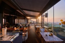 Shanghai Revisited: The Above-the-Clouds Lifestyle Is Reborn at the New Flair